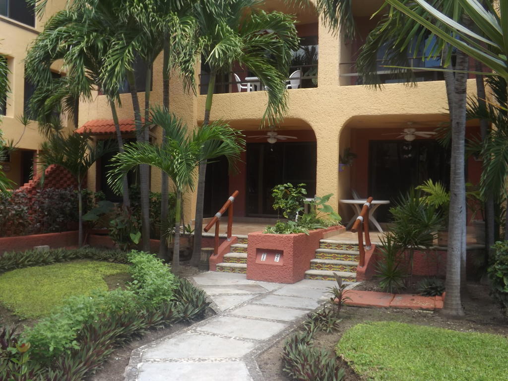 Nautibeach Beach Front Condos In North Beach Isla Mujeres Eksteriør billede